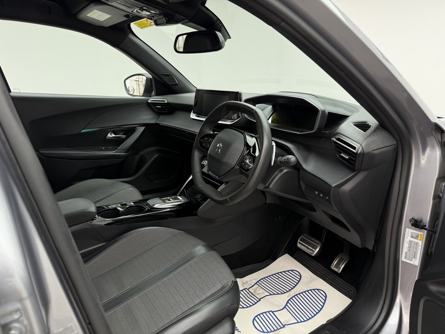 Used Peugeot 2008 2023 for sale - 77453252: Photo 38