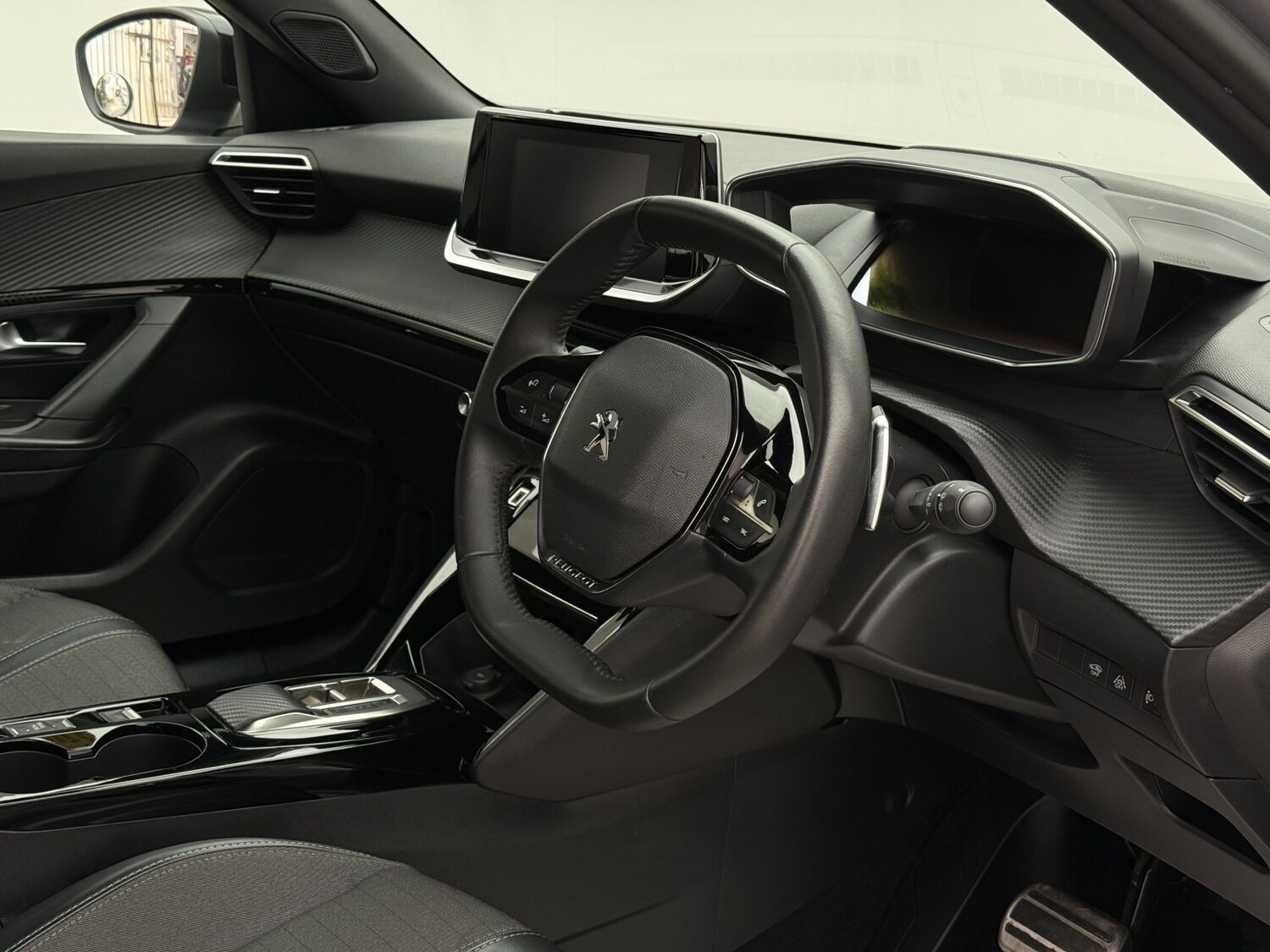 Used Peugeot 2008 2023 for sale - 77453252: Photo 9