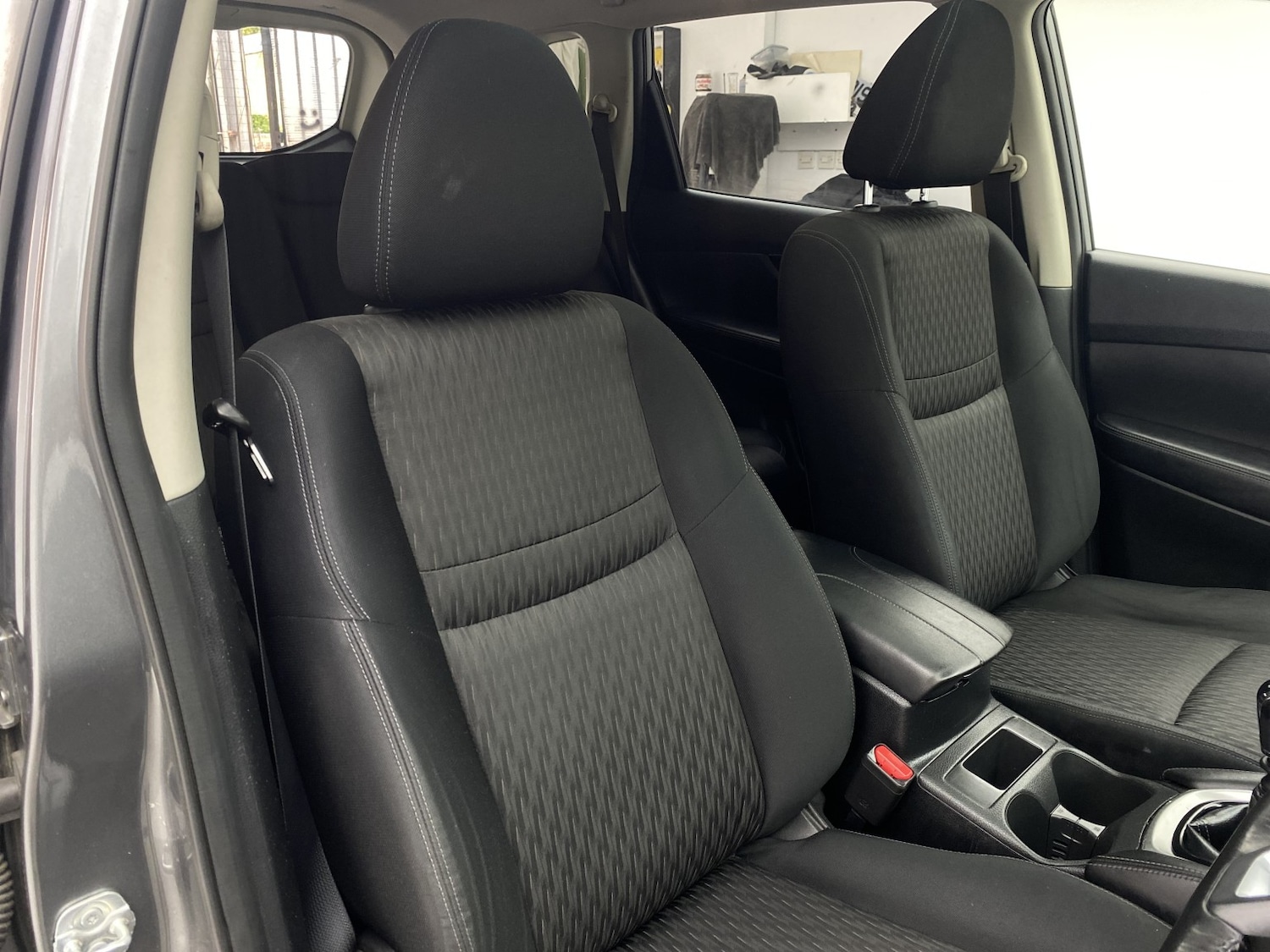 Used Nissan X-Trail 2017 for sale - 77494775: Photo 28