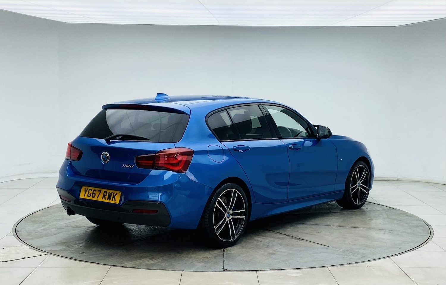 Used BMW 1 Series 2017 for sale - 77453238: Photo 2