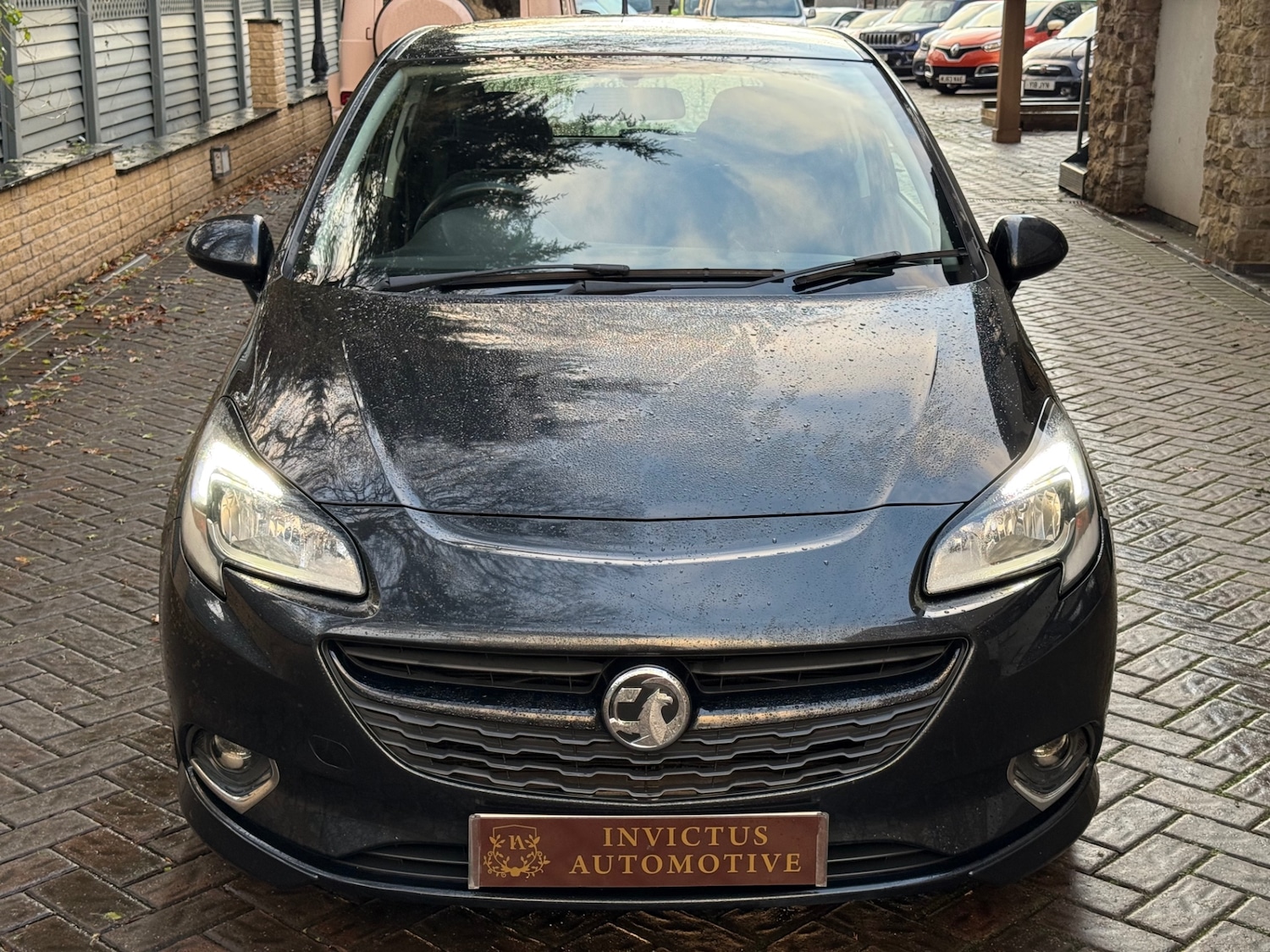 Used Vauxhall Corsa 2015 for sale - 76921568: Photo 2