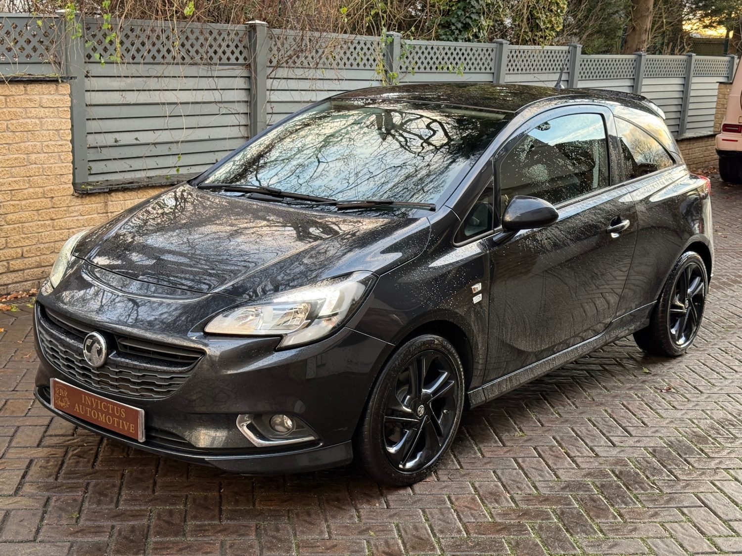 Used Vauxhall Corsa 2015 for sale - 76921568: Photo 3