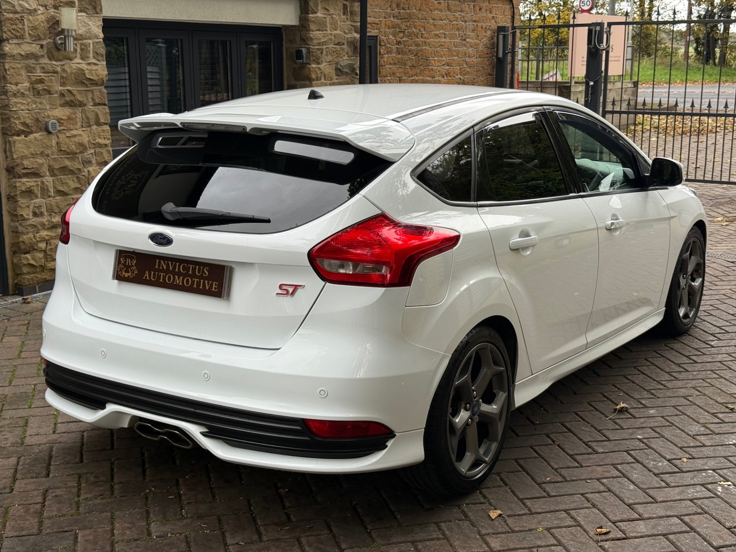 Used Ford Focus 2015 for sale - 76436296: Photo 5