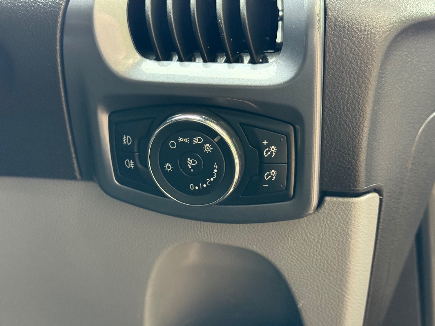 Used Ford Transit Custom 2017 for sale - 76055808: Photo 15