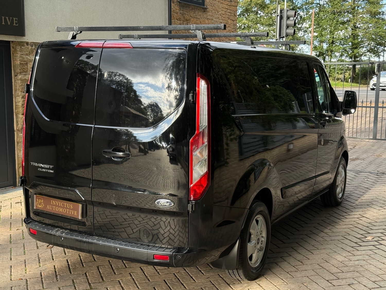 Used Ford Transit Custom 2017 for sale - 76055808: Photo 6