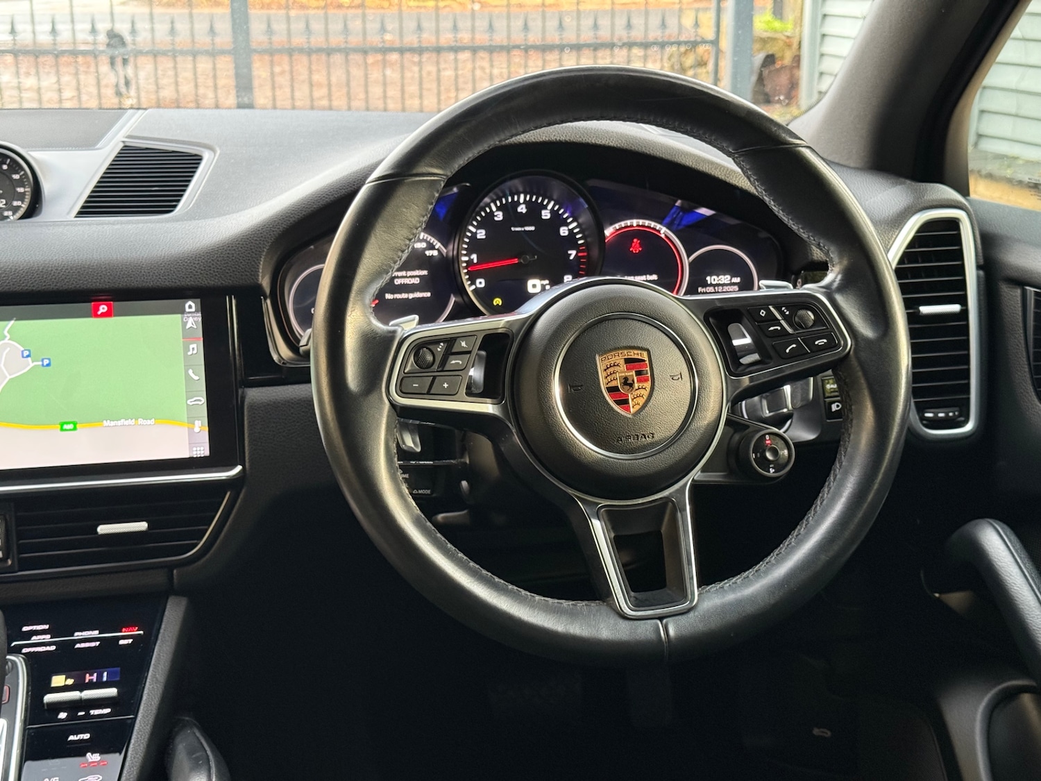 Used Porsche Cayenne 2019 for sale - 76835081: Photo 12