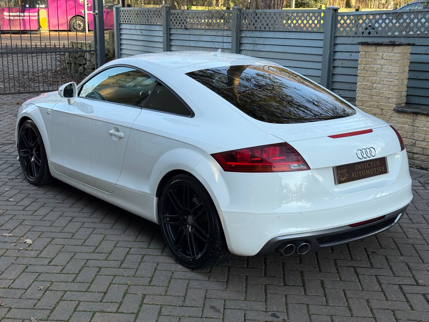 Used Audi TT 2011 for sale - 77077885: Photo 4