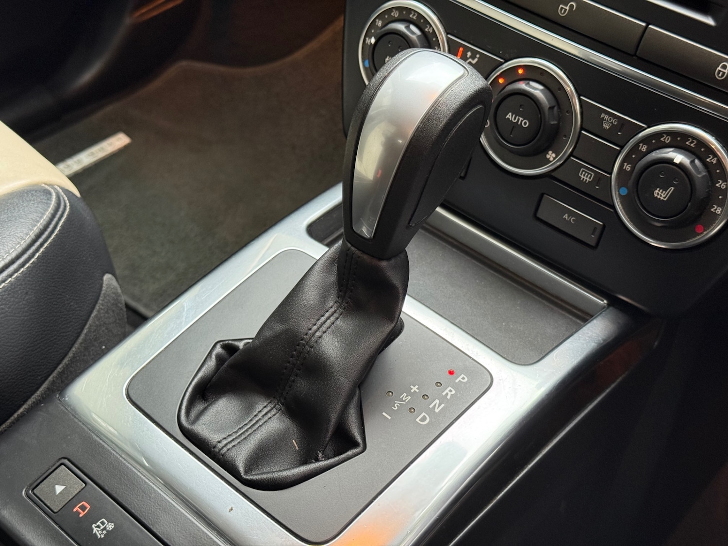 Used Land Rover Freelander 2013 for sale - 76974809: Photo 13