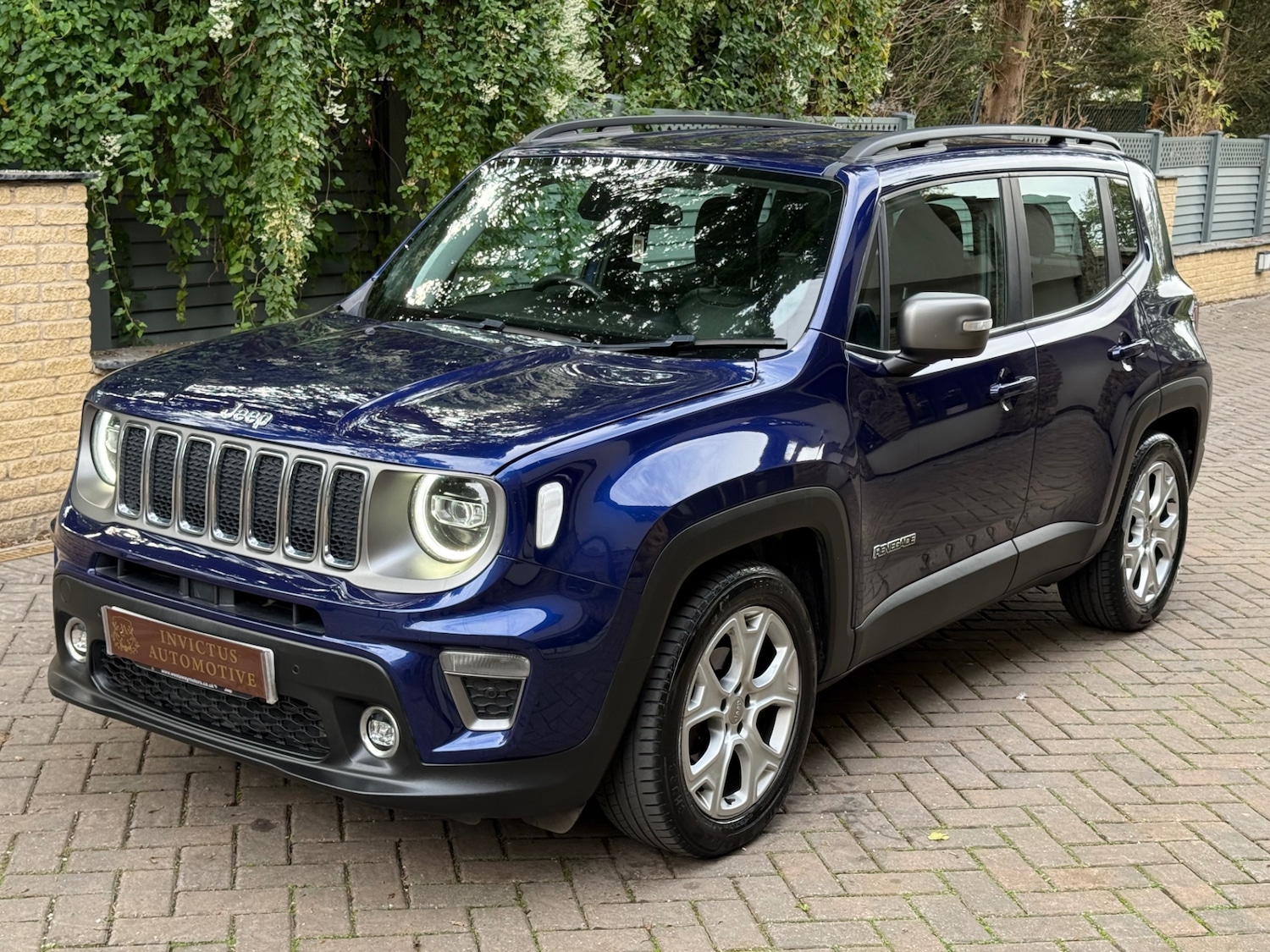 Used Jeep Renegade 2019 for sale - 76143271: Photo 3