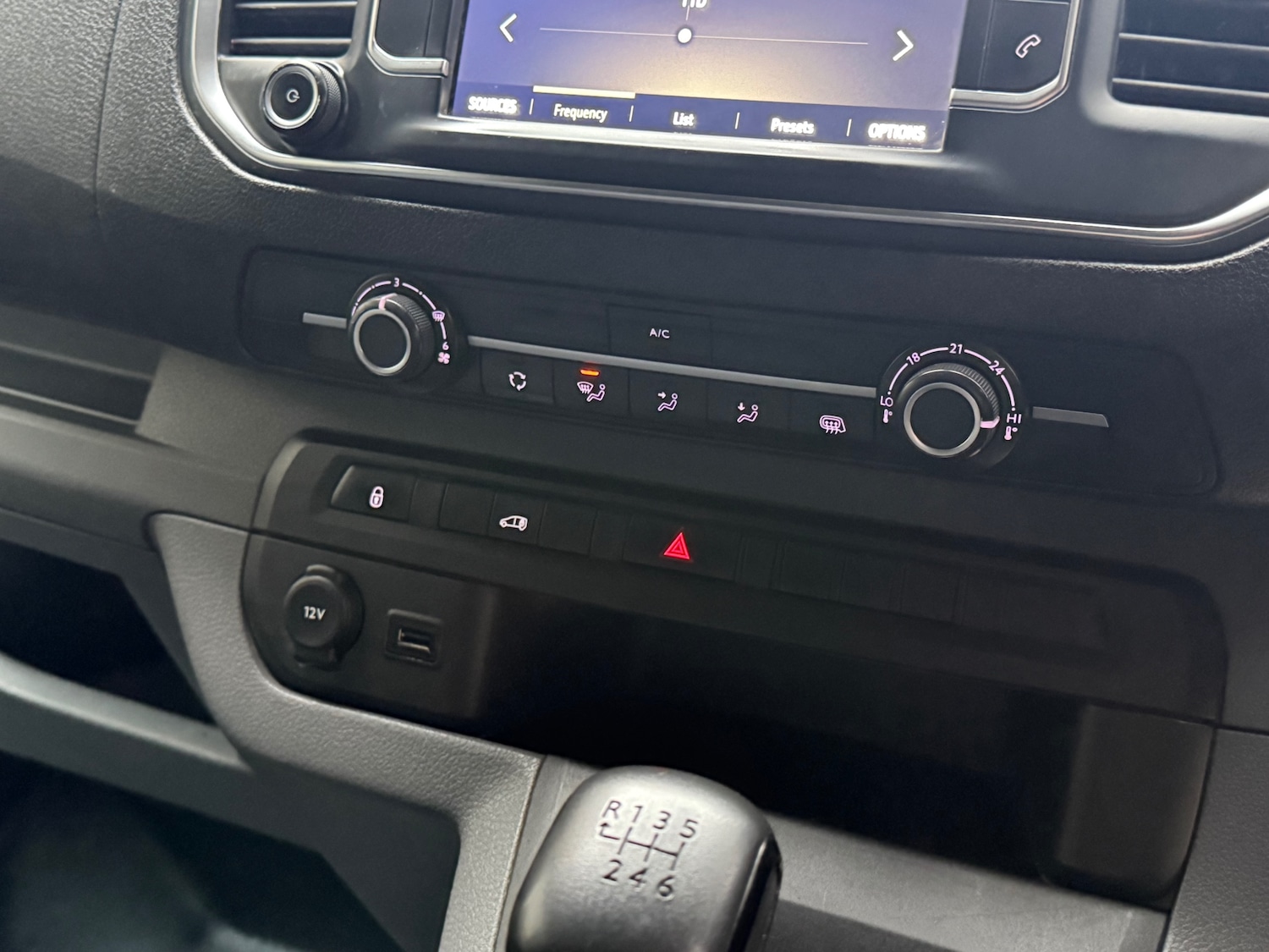 Used Vauxhall Vivaro 2019 for sale - 77628998: Photo 9