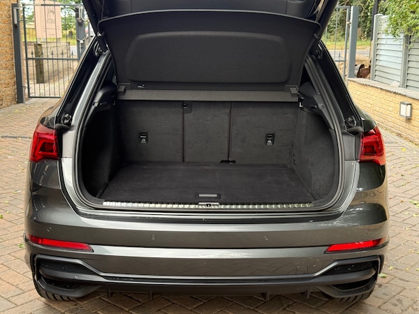 Used Audi Q3 2019 for sale - 75692326: Photo 10