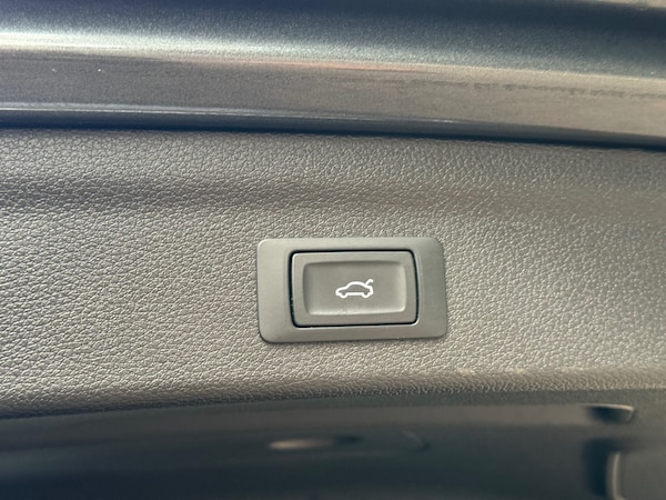 Used Audi Q3 2019 for sale - 75692326: Photo 13