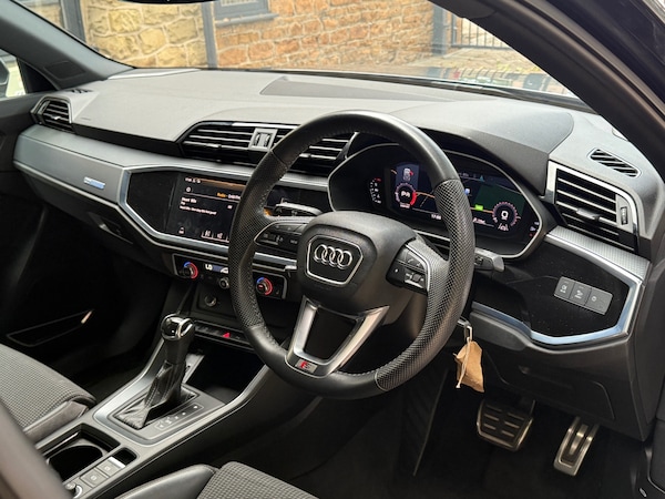 Used Audi Q3 2019 for sale - 75692326: Photo 7