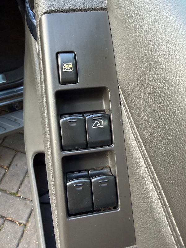 Used Nissan Navara 2013 for sale - 76187320: Photo 11