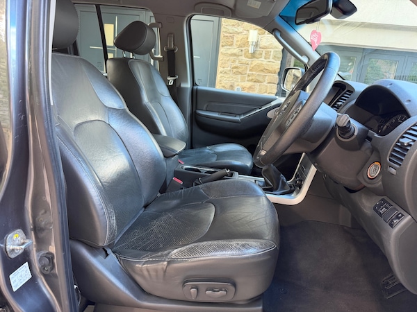 Used Nissan Navara 2013 for sale - 76187320: Photo 8