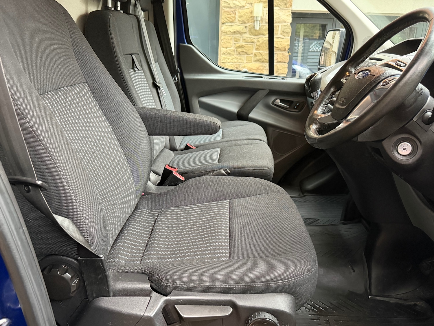 Used Ford Transit Custom 2017 for sale - 76543157: Photo 9
