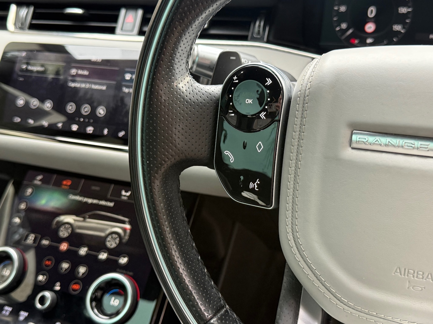 Used Land Rover Range Rover Evoque 2019 for sale - 78176018: Photo 16