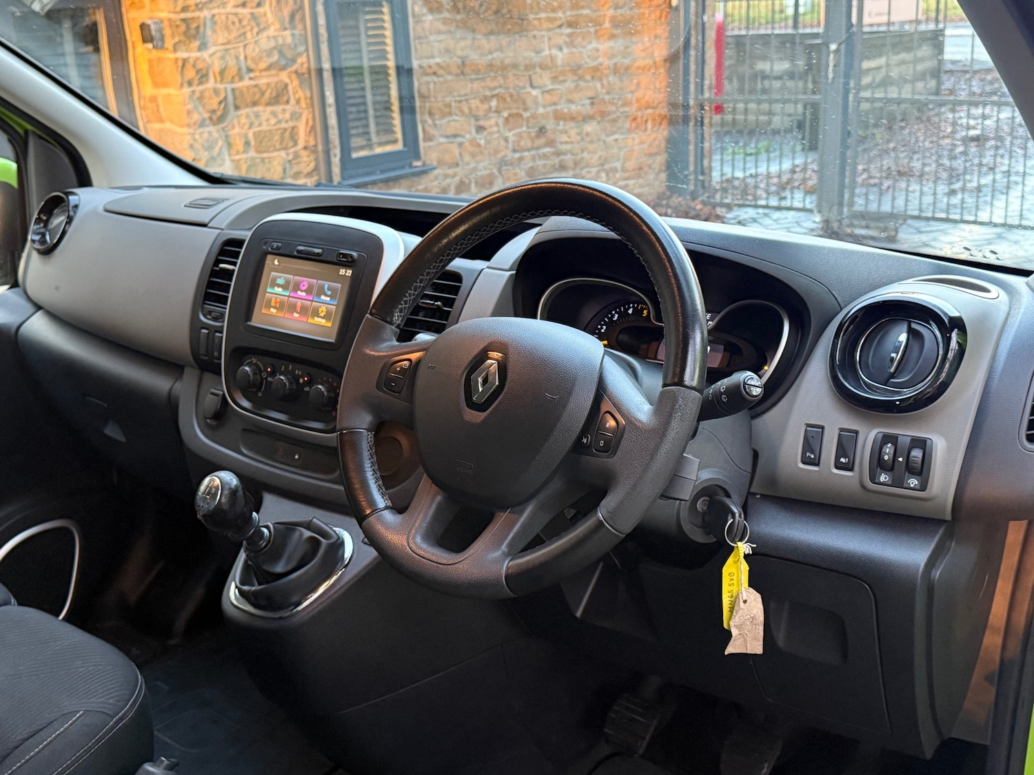 Used Renault Trafic 2016 for sale - 76921548: Photo 8