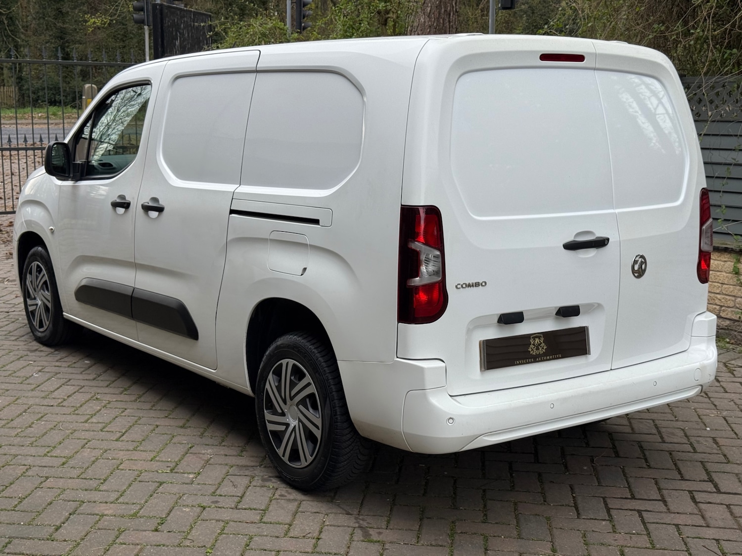 Used Vauxhall Combo 2020 for sale - 78176016: Photo 4