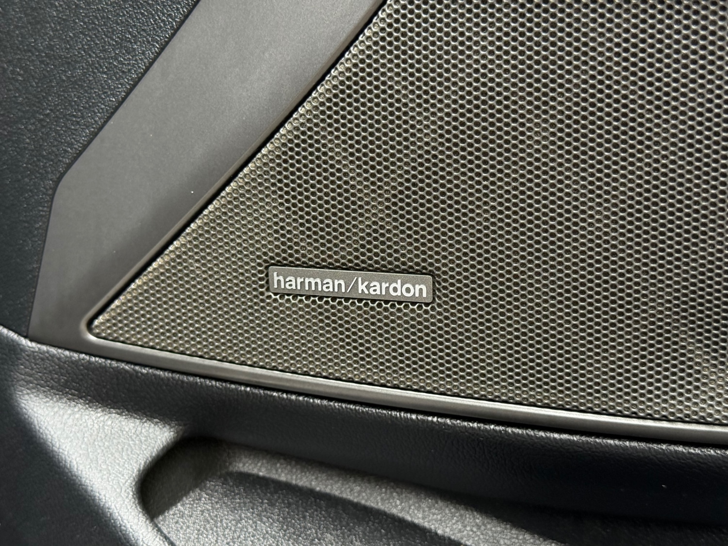 Used BMW 3 Series 2019 for sale - 77353986: Photo 13