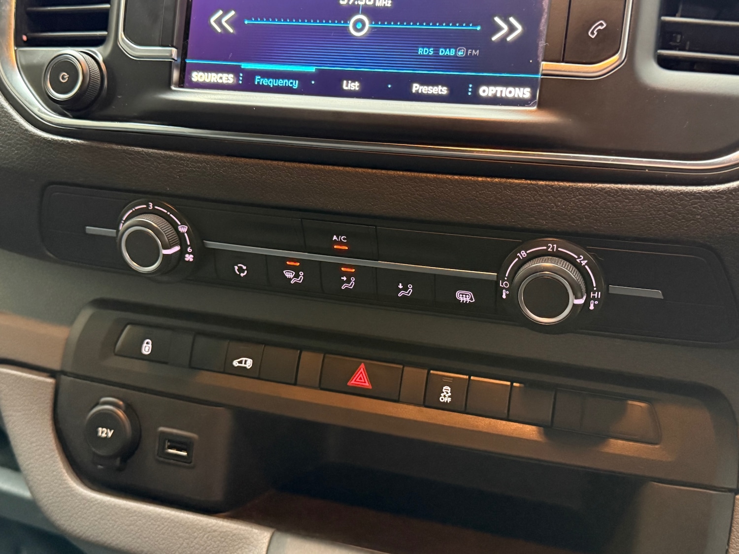 Used Peugeot Expert 2017 for sale - 77682160: Photo 17