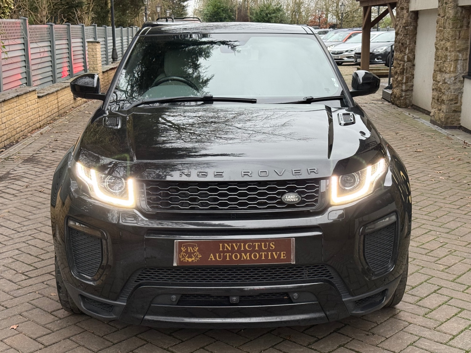 Used Land Rover Range Rover Evoque 2017 for sale - 77042493: Photo 2