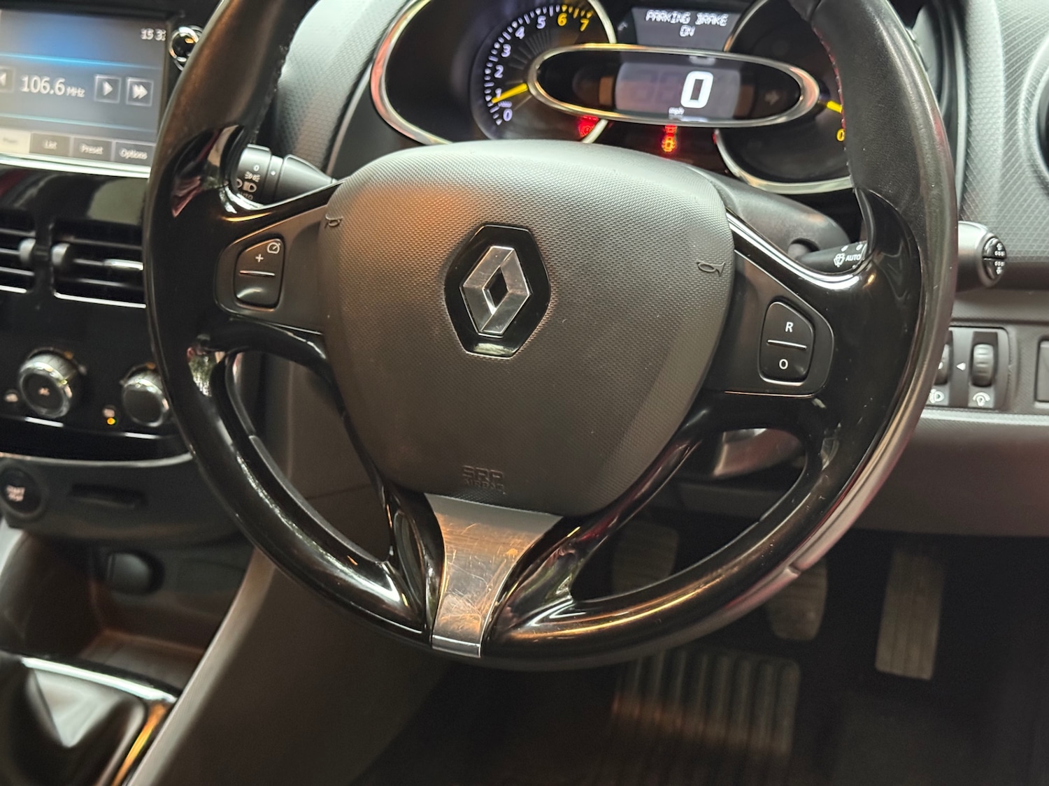 Used Renault Clio 2014 for sale - 76415028: Photo 15