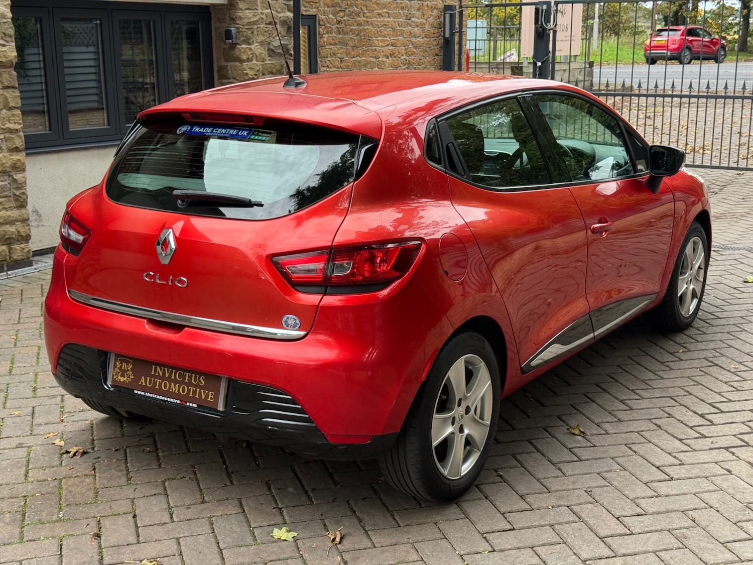 Used Renault Clio 2014 for sale - 76415028: Photo 6