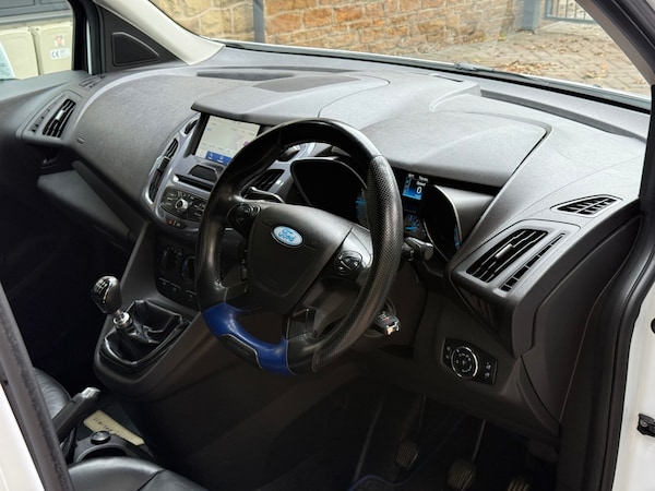 Used Ford Transit Connect 2017 for sale - 76076126: Photo 10