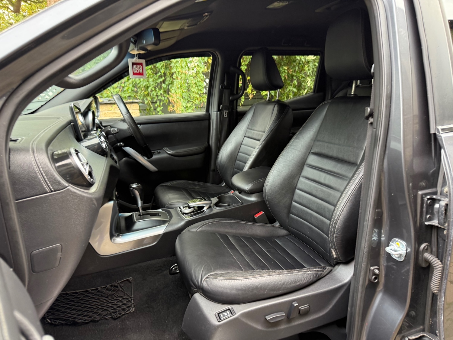 Used Mercedes-Benz X Class 2018 for sale - 76436252: Photo 9