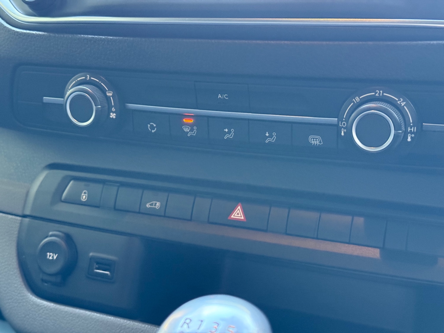 Used Peugeot Expert 2019 for sale - 76696588: Photo 17