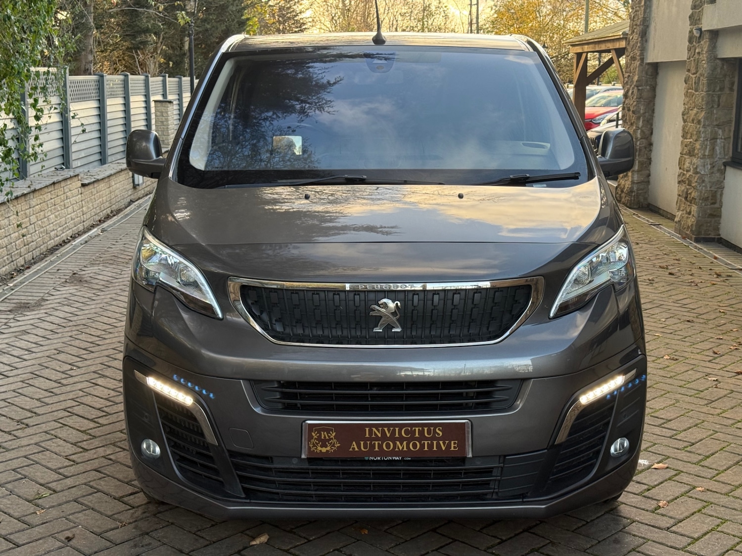 Used Peugeot Expert 2019 for sale - 76696588: Photo 2