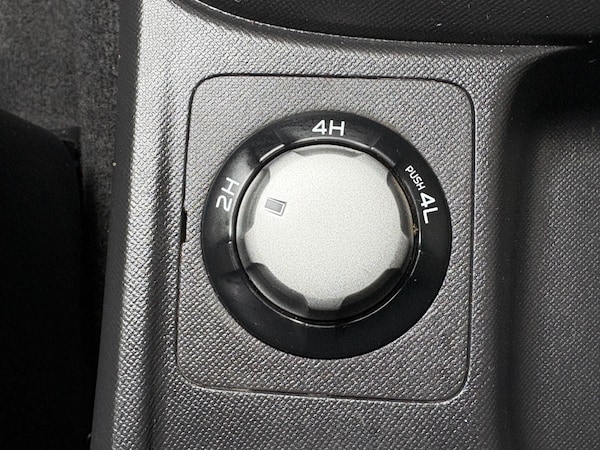 Used Isuzu D-Max 2015 for sale - 76194694: Photo 8