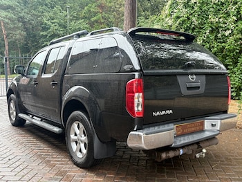 Used Nissan Navara 2015 for sale - 76024285: Photo