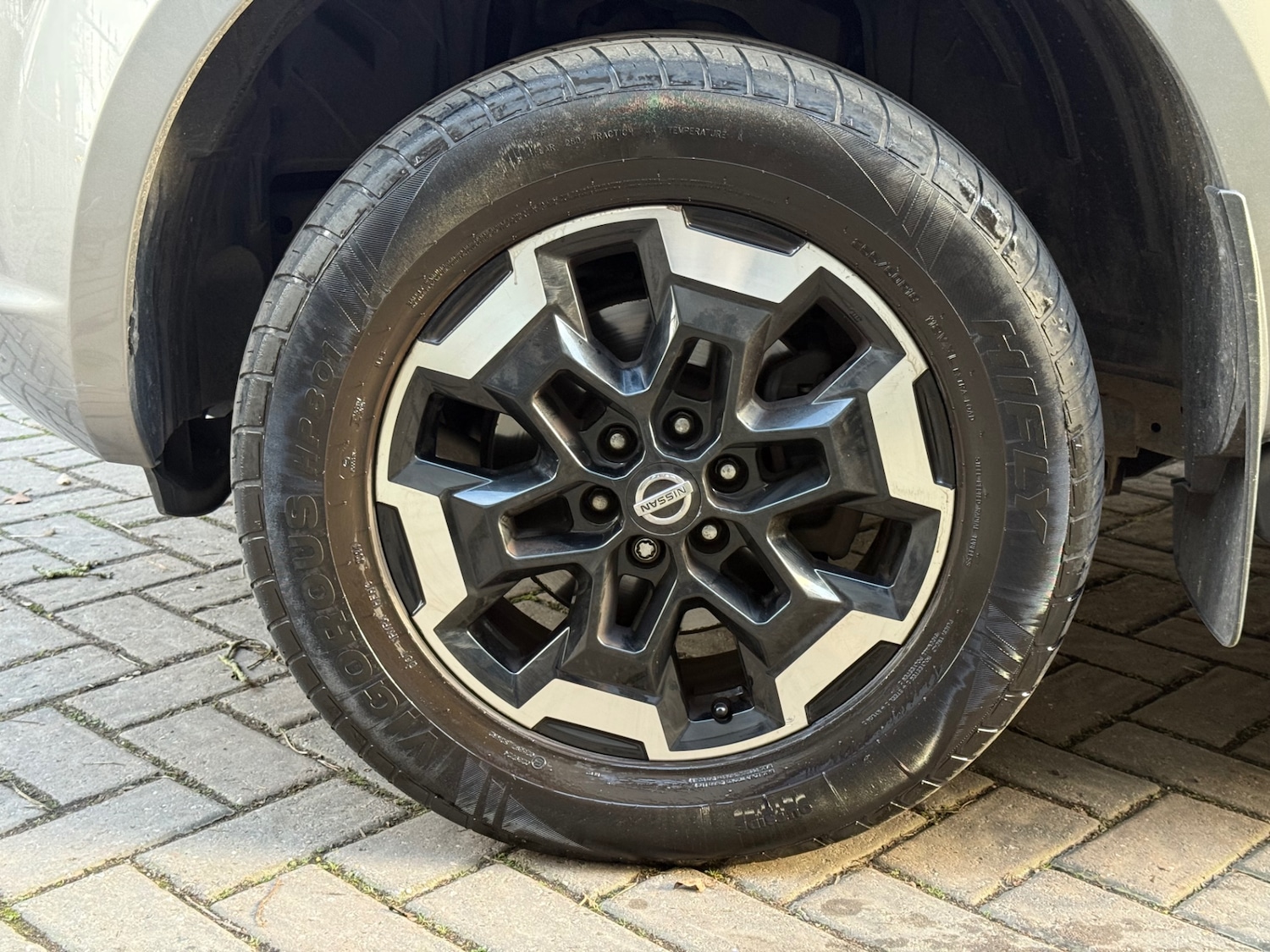 Used Nissan Navara 2020 for sale - 77732889: Photo 11