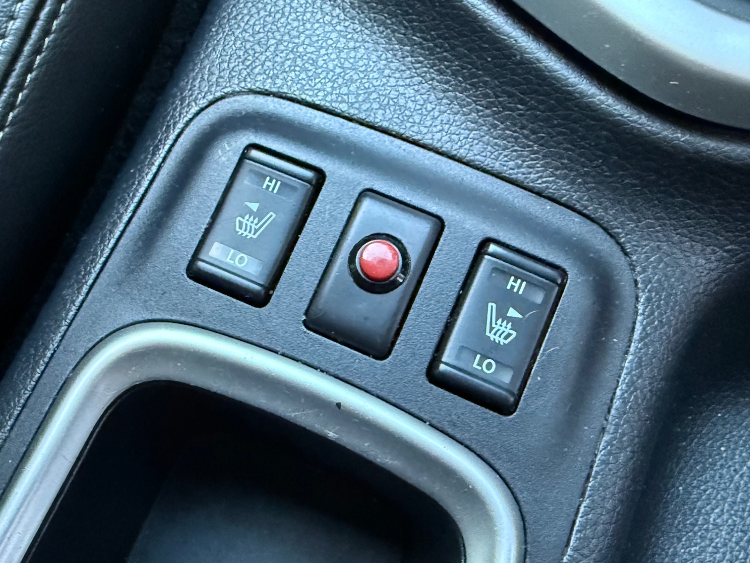 Used Nissan Navara 2020 for sale - 77732889: Photo 17