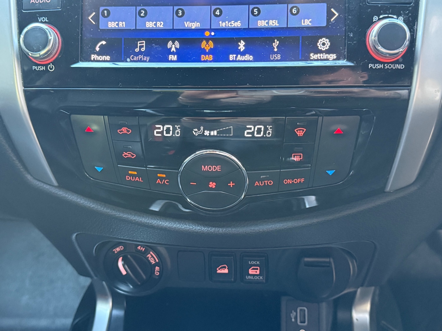 Used Nissan Navara 2020 for sale - 77732889: Photo 18