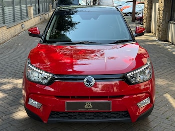 Used Ssangyong Tivoli 2017 for sale - 79138942: Photo