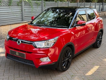 Used Ssangyong Tivoli 2017 for sale - 79138942: Photo