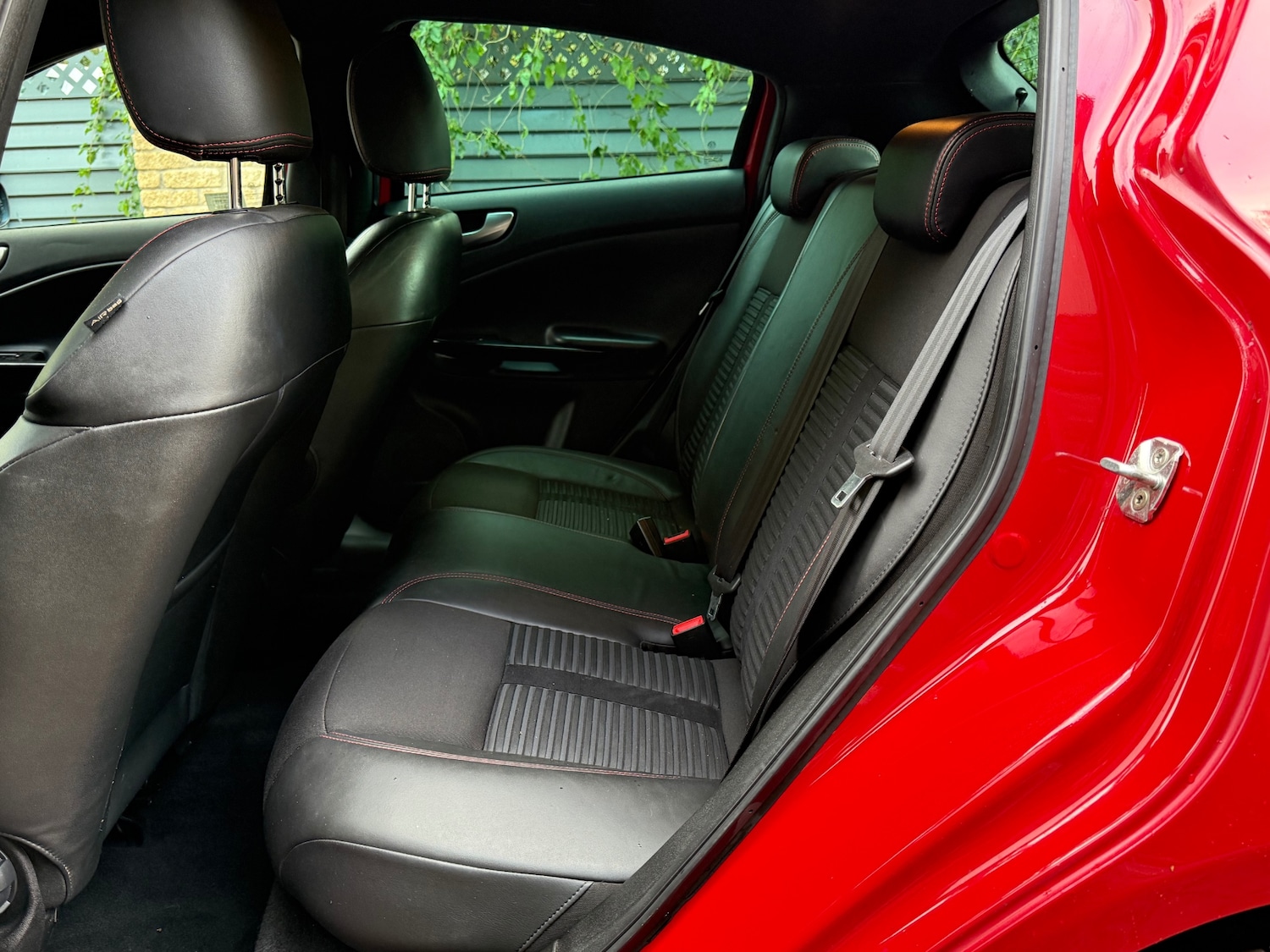 Used Alfa Romeo Giulietta 2011 for sale - 76600170: Photo 10