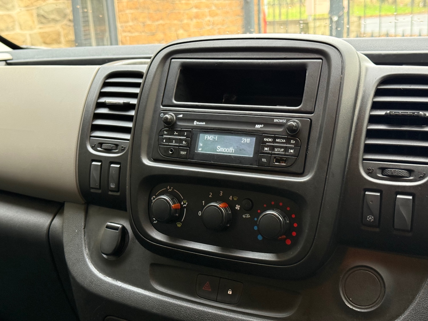 Used Renault Trafic 2017 for sale - 76718890: Photo 15