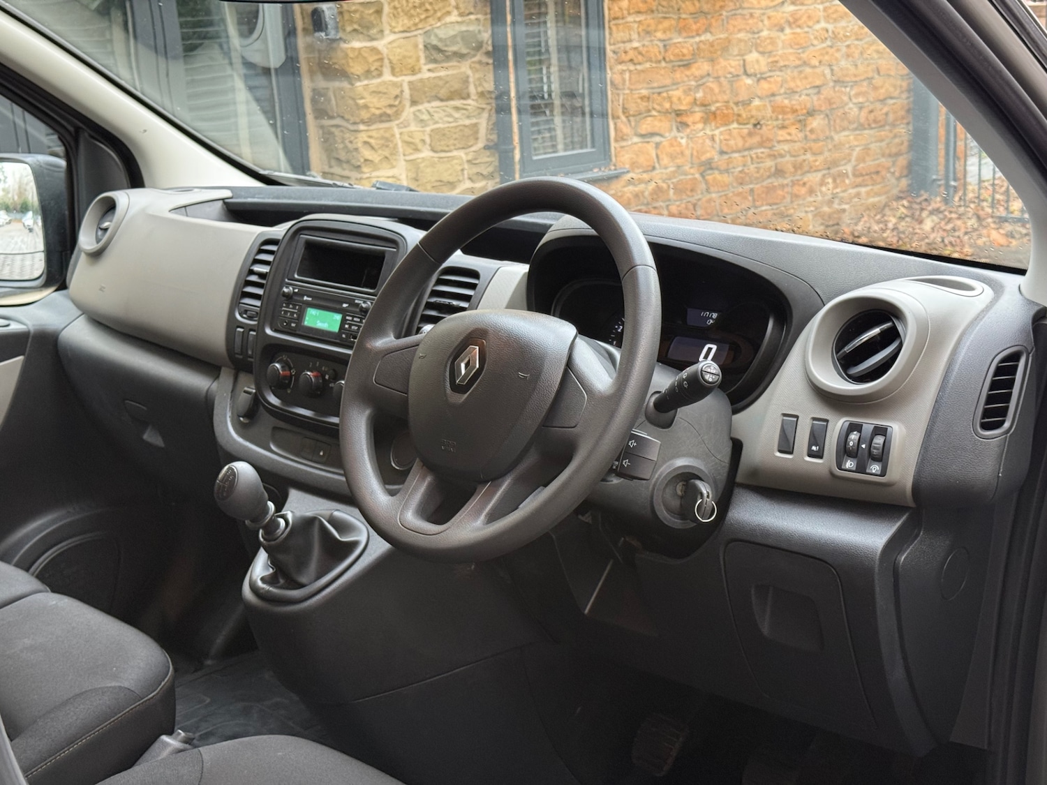 Used Renault Trafic 2017 for sale - 76718890: Photo 8