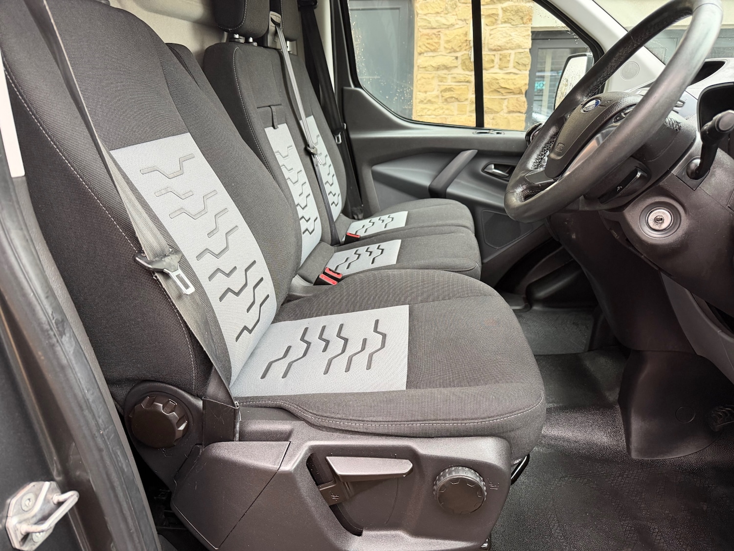 Used Ford Transit Custom 2015 for sale - 77431438: Photo 9