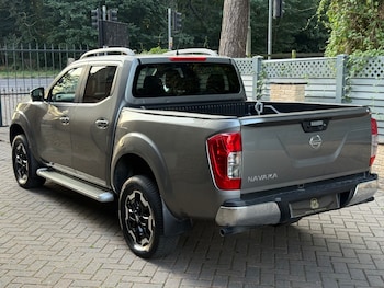 Used Nissan Navara 2019 for sale - 79172160: Photo