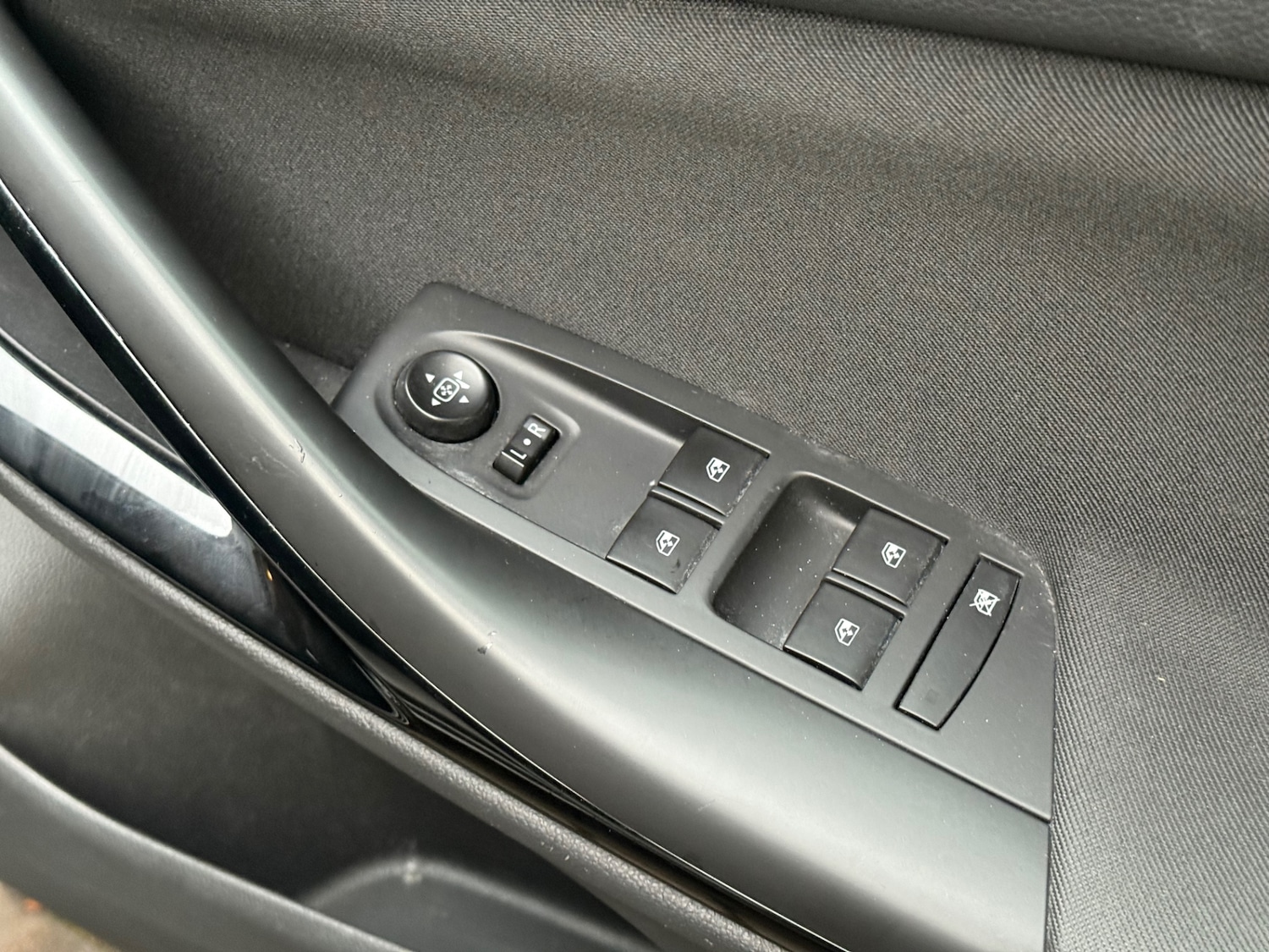 Used Vauxhall Astra 2015 for sale - 77011861: Photo 12