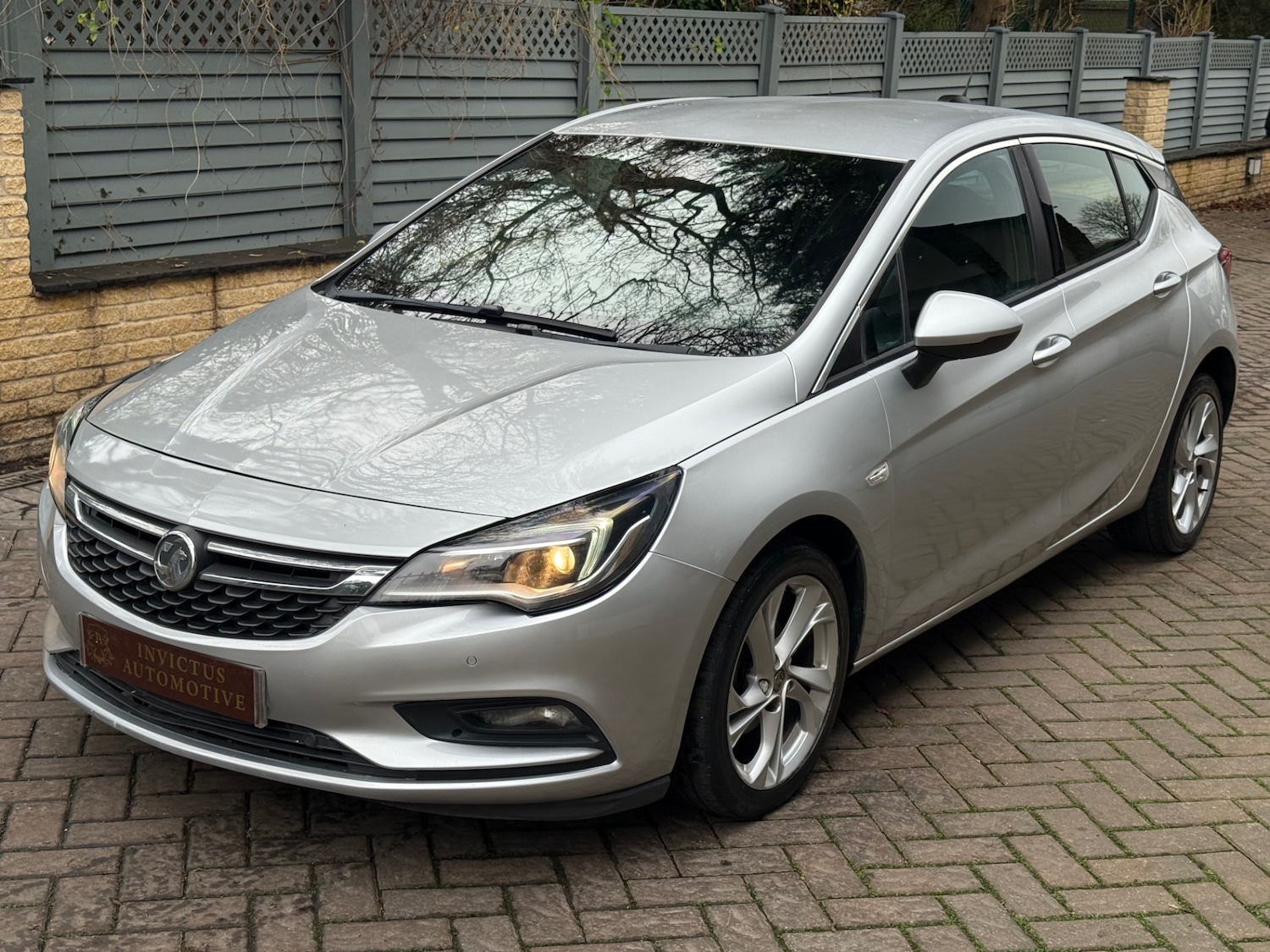 Used Vauxhall Astra 2015 for sale - 77011861: Photo 3