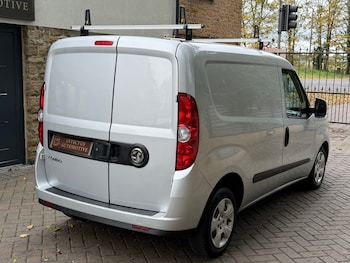 Used Vauxhall Combo 2018 for sale - 76461907: Photo