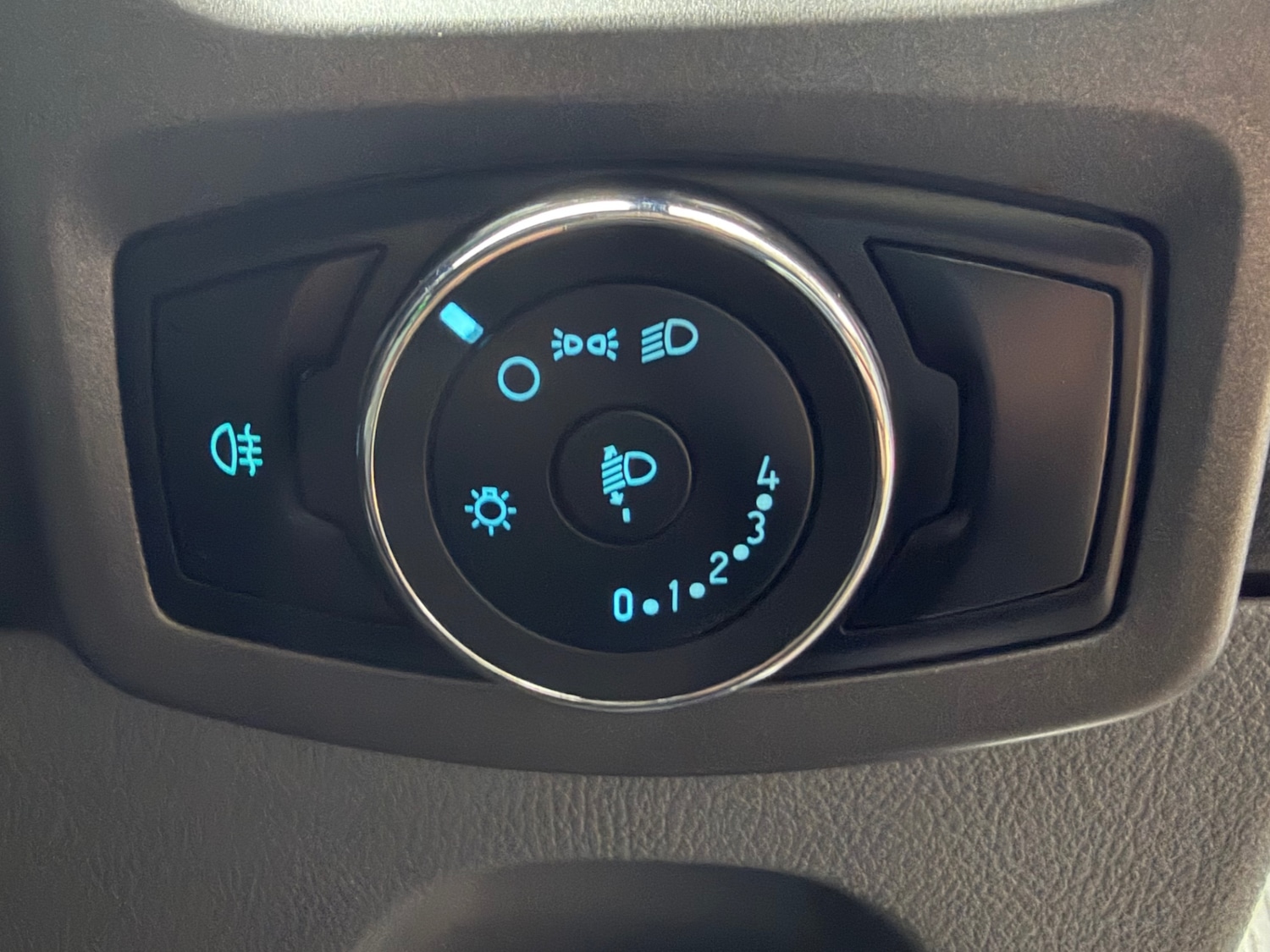 Used Ford Transit Custom 2015 for sale - 76794964: Photo 12