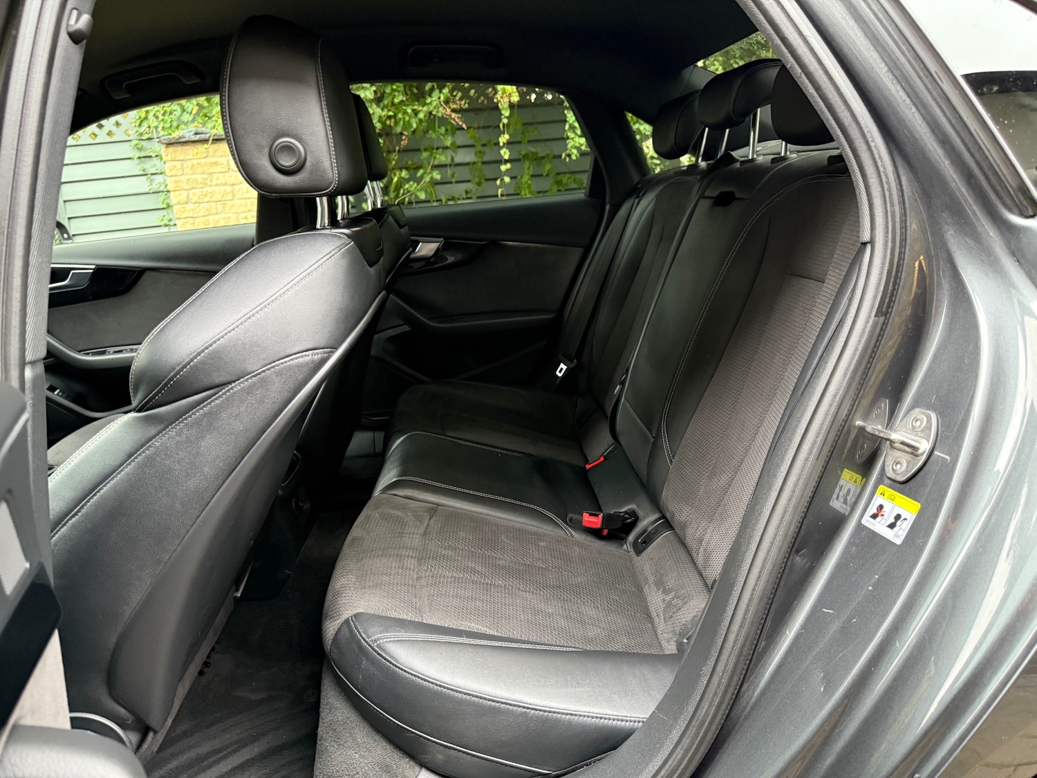 Used Audi A4 2018 for sale - 76415020: Photo 10