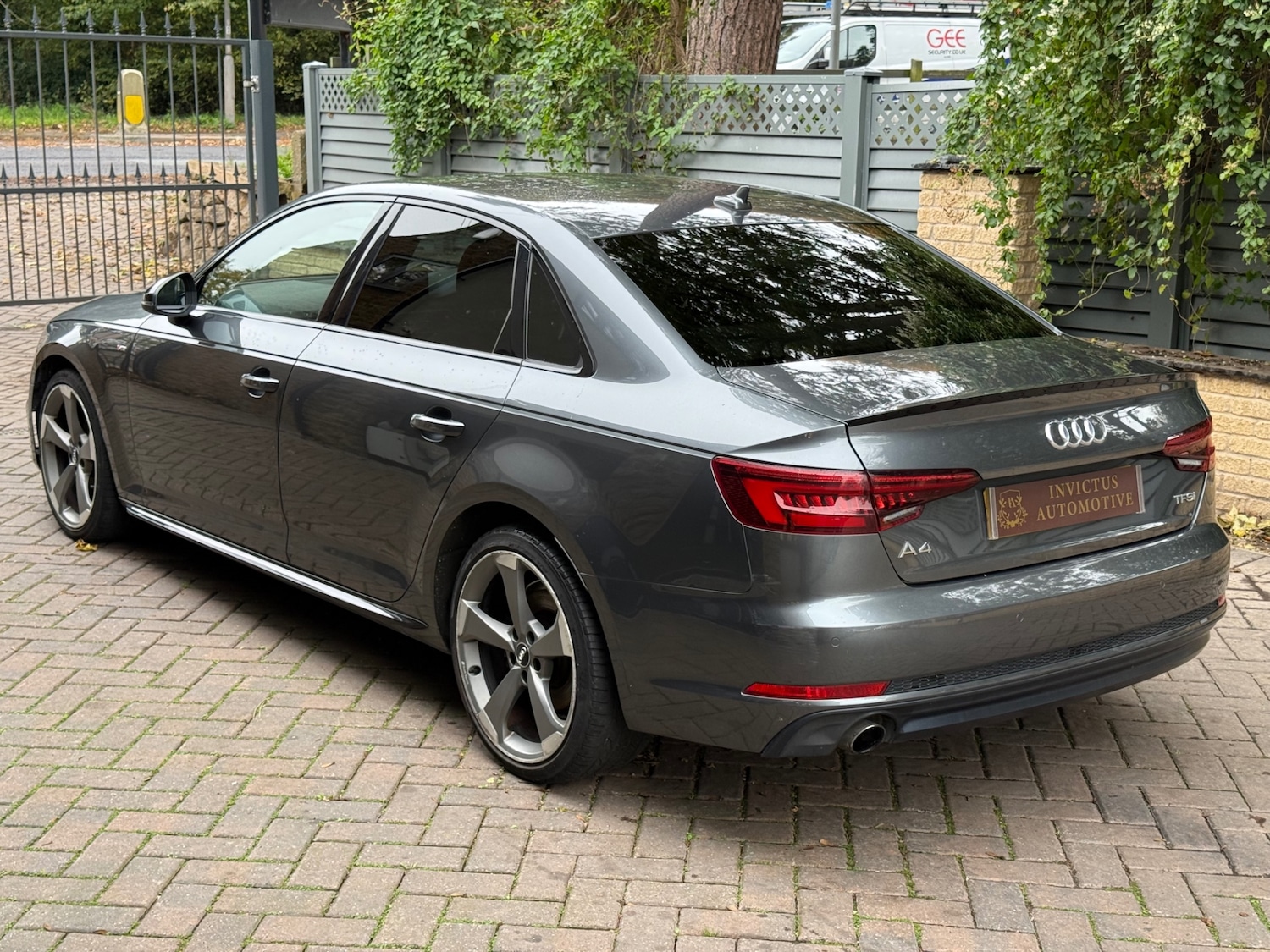 Used Audi A4 2018 for sale - 76415020: Photo 4